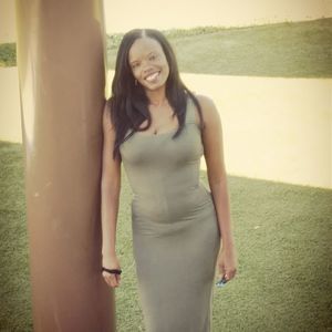 Meet your Posher, Syndie